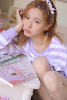 美女诱惑